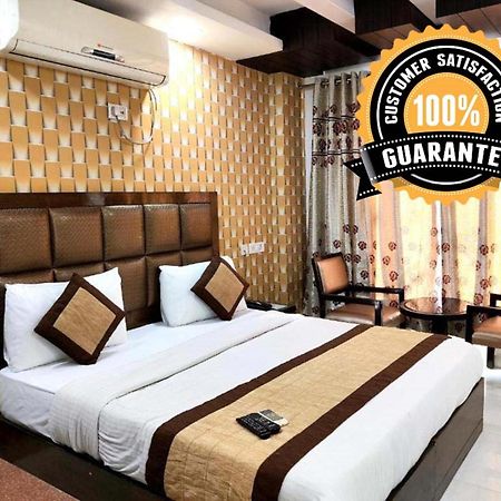 Hotel Delhi Pride, Karol Bagh Buitenkant foto