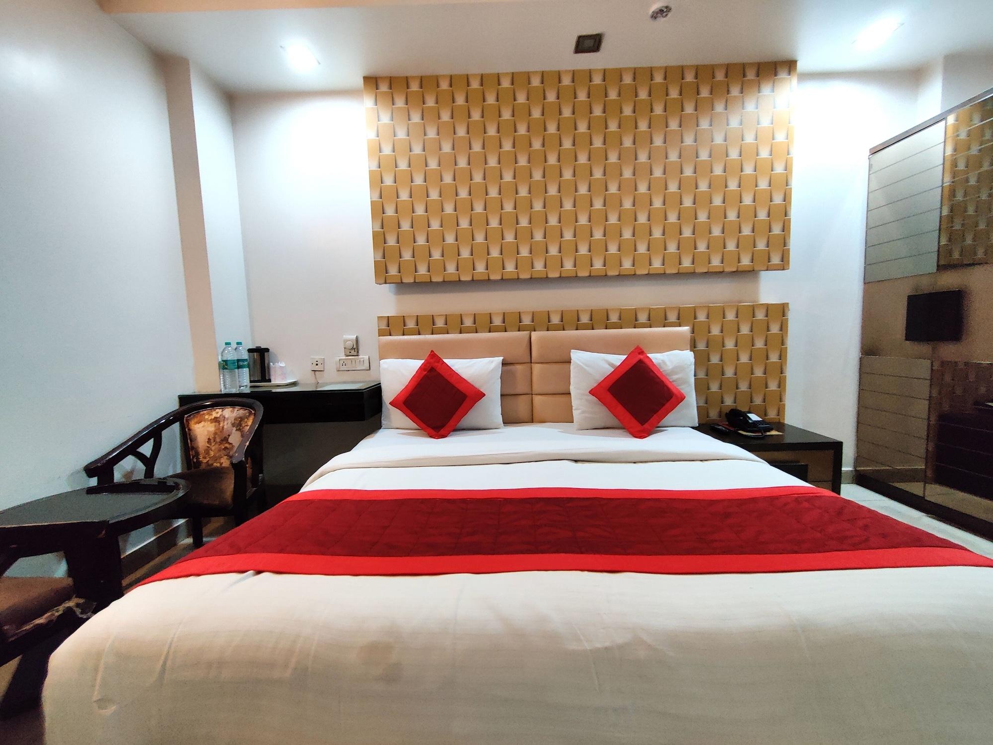 Hotel Delhi Pride, Karol Bagh Buitenkant foto