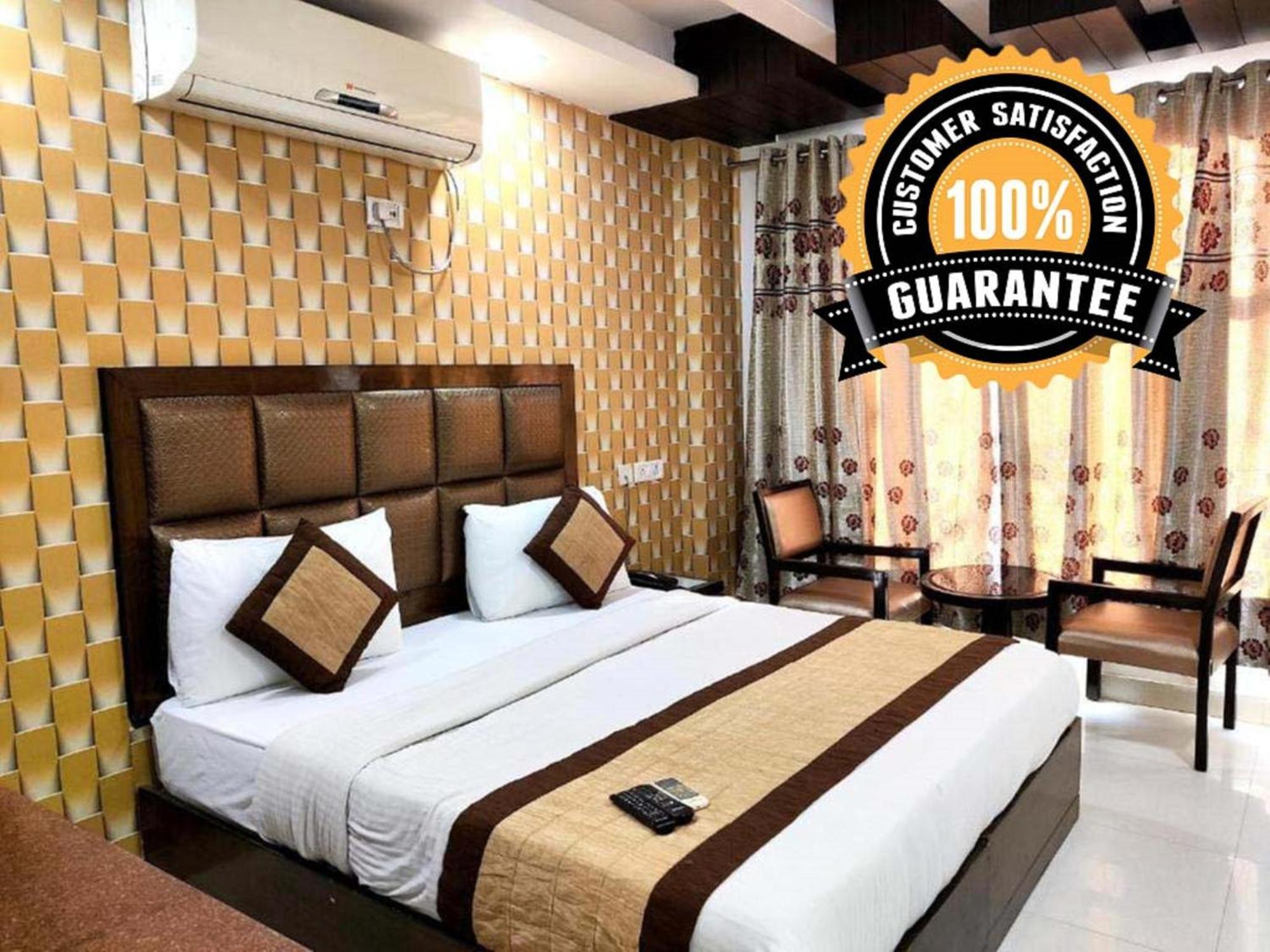 Hotel Delhi Pride, Karol Bagh Buitenkant foto